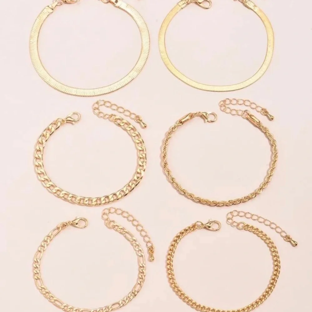 Bracelets - Picture 3 of 3